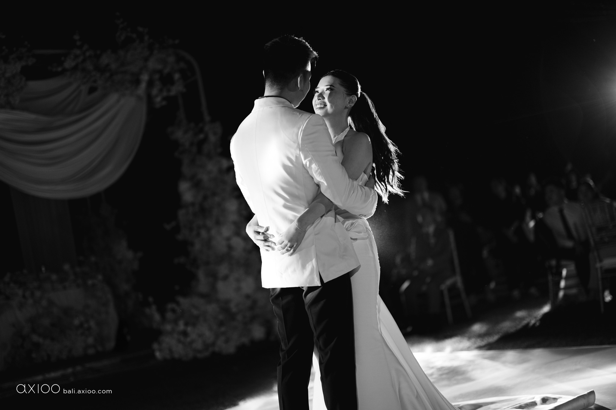 Axioo: A Study in Softness: A Wonderland Uluwatu Wedding in Bali